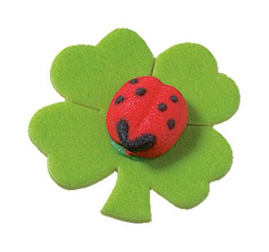 Shamrock avec coléoptère